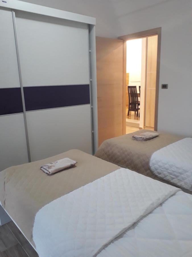 Apartmani Andrea 헤르섹 외부 사진