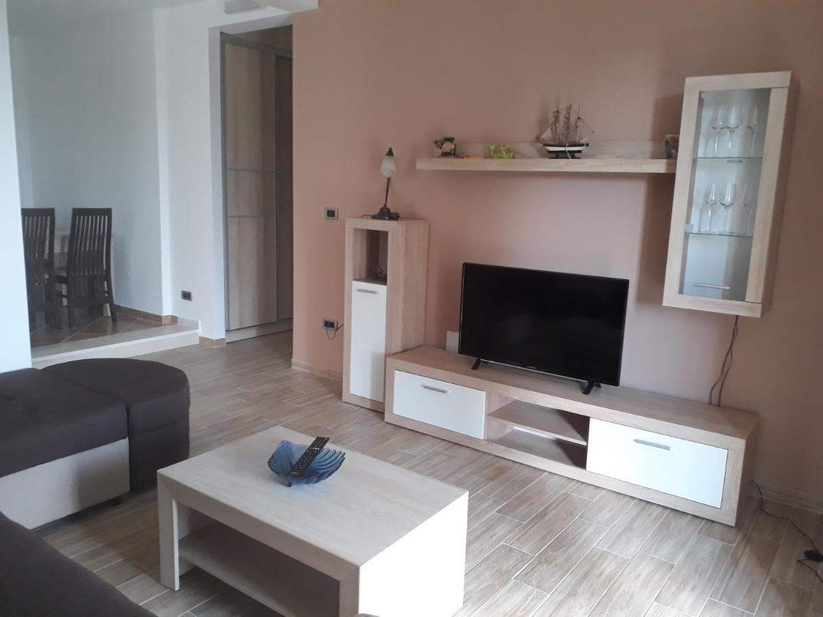 Apartmani Andrea 헤르섹 외부 사진